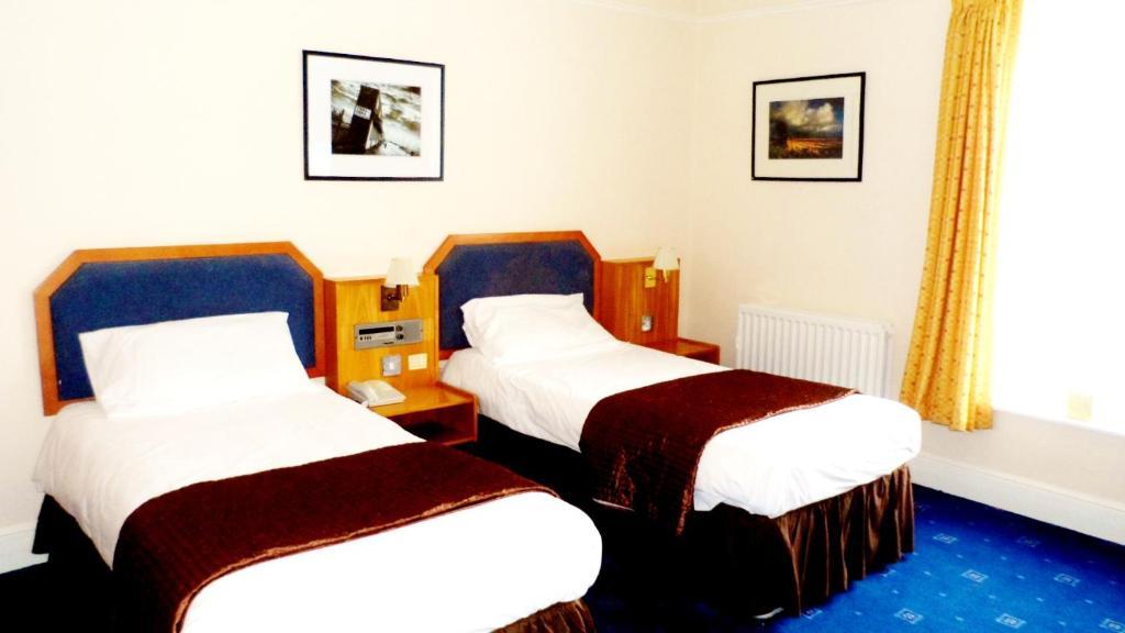 The Beeches Hotel Grimsby Ruang foto